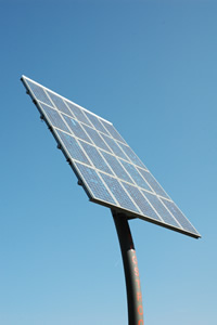 Placa solar en alto